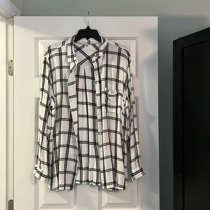 Old navy xxl plus size lightweight flannel button up black and white